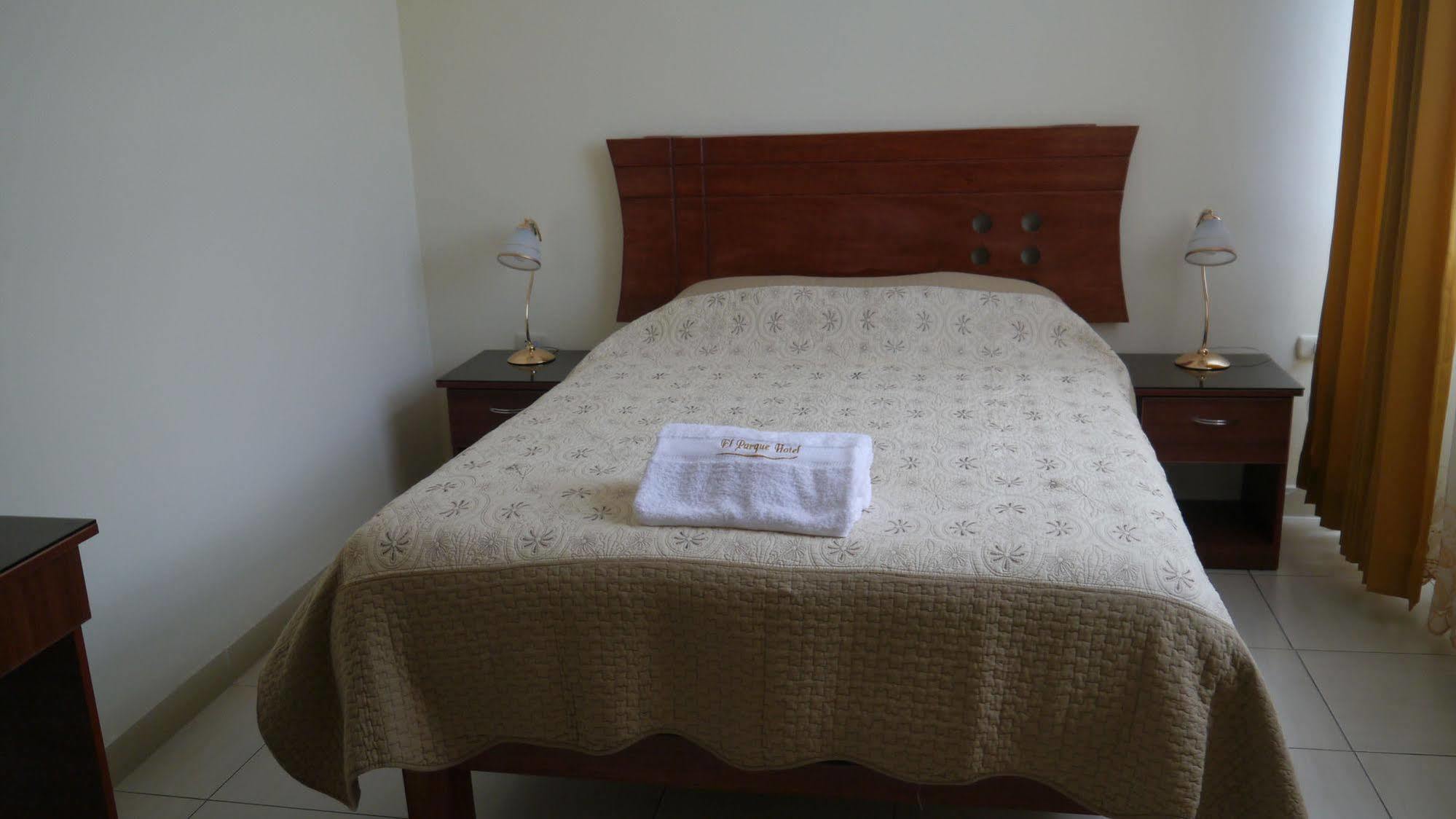 El Parque Hotel 안다와일라스 외부 사진